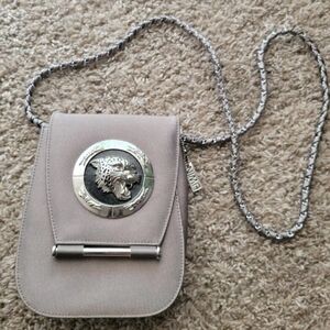Nima Women's Vintage Jaguar Cheetah Emblem Crossbody Bag with Silver Detail